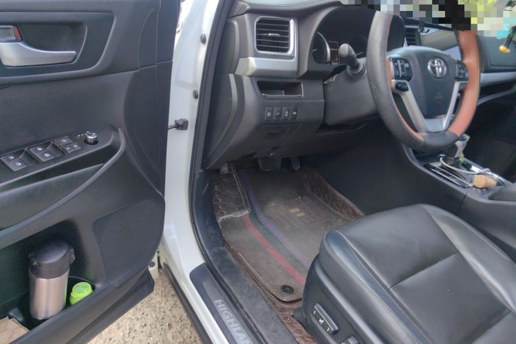 Used Toyota Highlander 2018 2.0T Four-Wheel Drive Prestige Version 7 Seats China VI Standard Driver Seat