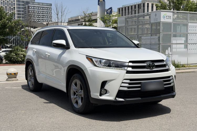 Used Toyota Highlander 2018 2.0T Four-Wheel Drive Luxury Version 7 Seats China VI Standard Exterior 1