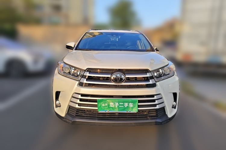 Used Toyota Highlander 2018 2.0T Four-Wheel Drive Luxury Version 7 Seats China VI Standard Exterior 1