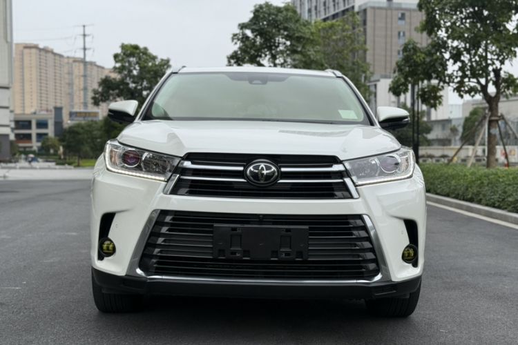 Used Toyota Highlander 2018 2.0T Four-Wheel Drive Prestige Version 7 Seats China V Emission Standard Exterior 2