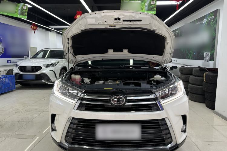Used Toyota Highlander 2018 2.0T Four-Wheel Drive Prestige Version 7 Seats China V Emission Standard Exterior 2