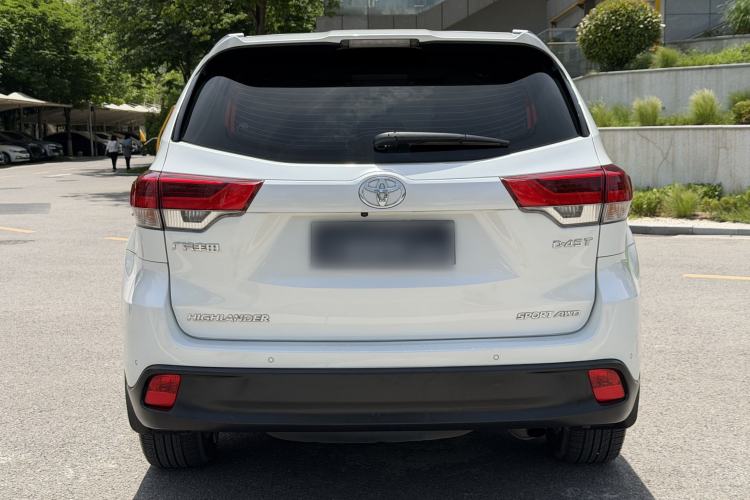 Used Toyota Highlander 2018 2.0T Four-Wheel Drive Luxury Version 7 Seats China VI Standard Exterior 2