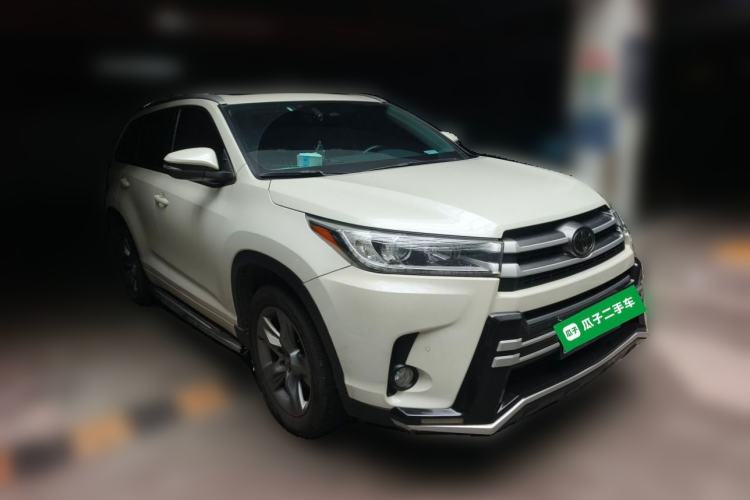 Used Toyota Highlander 2018 2.0T Four-Wheel Drive Luxury Edition 7 Seats China V Emission Standard Exterior 2