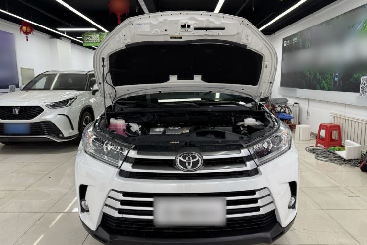 Used Toyota Highlander 2018 2.0T Four-Wheel Drive Elite Edition 7 Seats China VI Standard Exterior 2