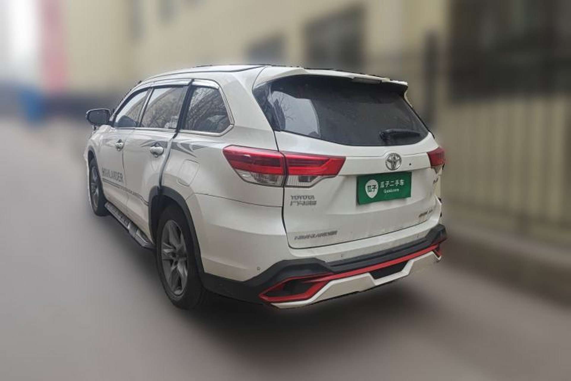 Used Toyota Highlander 2018 2.0T Four-Wheel Drive Prestige Version 7 Seats China V Emission Standard Exterior 3