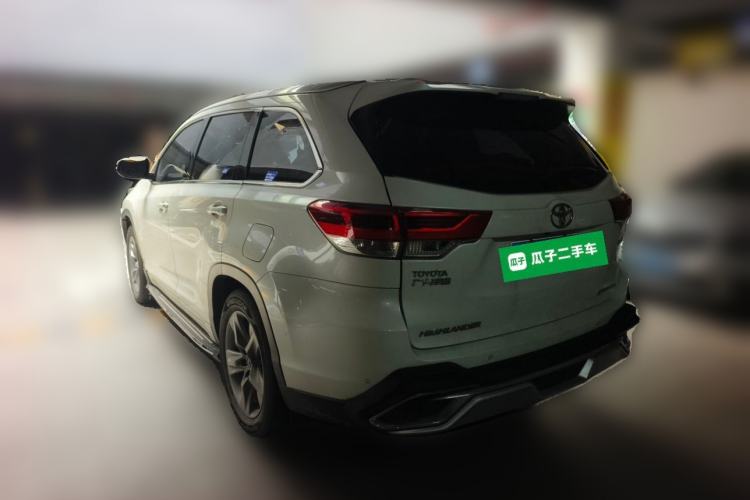 Used Toyota Highlander 2018 2.0T Four-Wheel Drive Luxury Edition 7 Seats China V Emission Standard Exterior 3