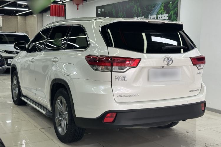 Used Toyota Highlander 2018 2.0T Four-Wheel Drive Luxury Edition 7 Seats China V Emission Standard Exterior 3