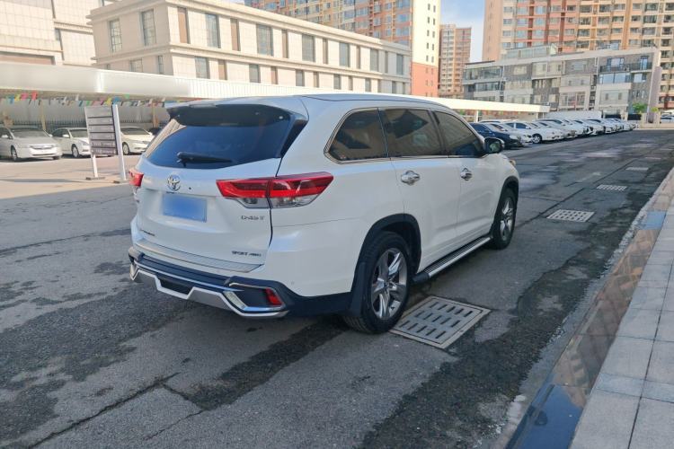 Used Toyota Highlander 2018 2.0T Four-Wheel Drive Prestige Version 7 Seats China VI Standard Exterior 4