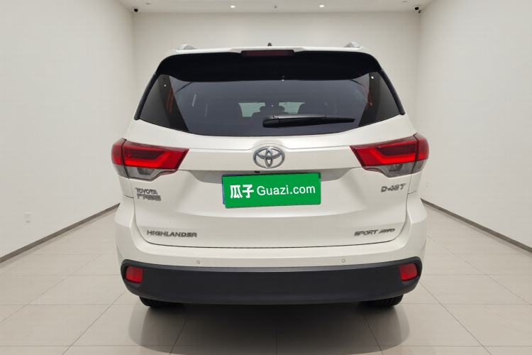 Used Toyota Highlander 2018 2.0T Four-Wheel Drive Luxury Edition 7 Seats China V Emission Standard Exterior 4