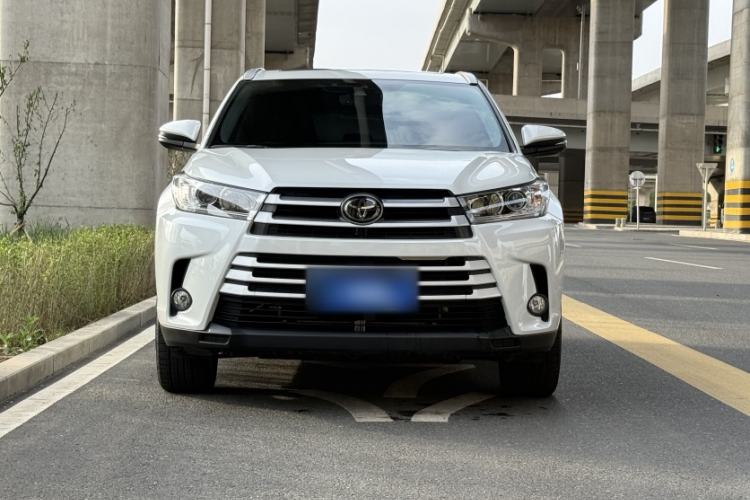 Used Toyota Highlander 2018 2.0T Four-Wheel Drive Luxury Version 7 Seats China VI Standard Exterior 4