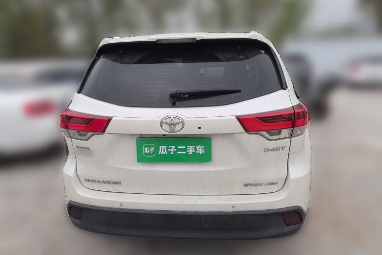 Used Toyota Highlander 2018 2.0T Four-Wheel Drive Prestige Version 7 Seats China V Emission Standard Exterior 4