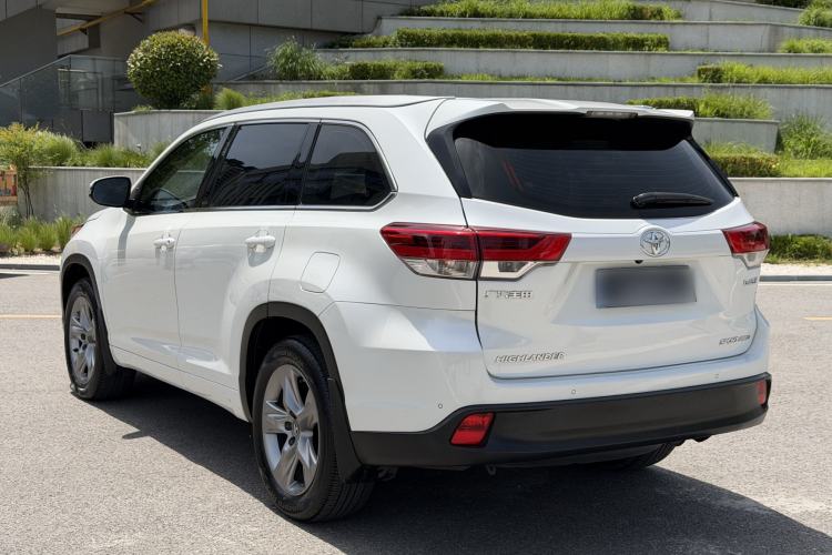 Used Toyota Highlander 2018 2.0T Four-Wheel Drive Luxury Version 7 Seats China VI Standard Exterior 5