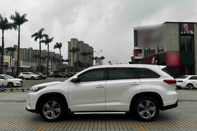 Used Toyota Highlander 2018 2.0T Four-Wheel Drive Luxury Version 7 Seats China VI Standard Exterior 5