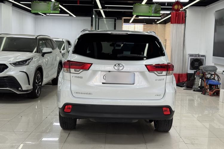 Used Toyota Highlander 2018 2.0T Four-Wheel Drive Elite Edition 7 Seats China VI Standard Exterior 5