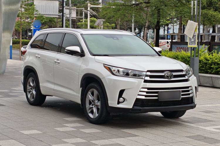 Used Toyota Highlander 2018 2.0T Two-Wheel Drive Luxury Edition 7 Seats China VI Standard Exterior 5