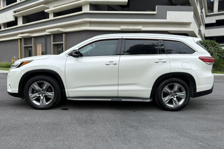 Used Toyota Highlander 2018 2.0T Four-Wheel Drive Prestige Version 7 Seats China V Emission Standard Exterior 6