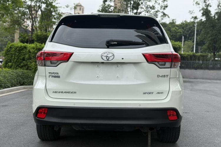 Used Toyota Highlander 2018 2.0T Four-Wheel Drive Prestige Version 7 Seats China V Emission Standard Exterior 7