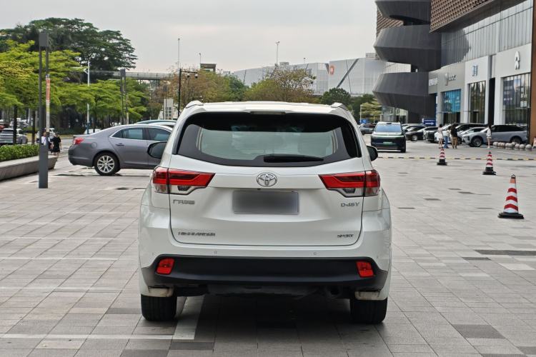 Used Toyota Highlander 2018 2.0T Two-Wheel Drive Luxury Edition 7 Seats China VI Standard Exterior 8