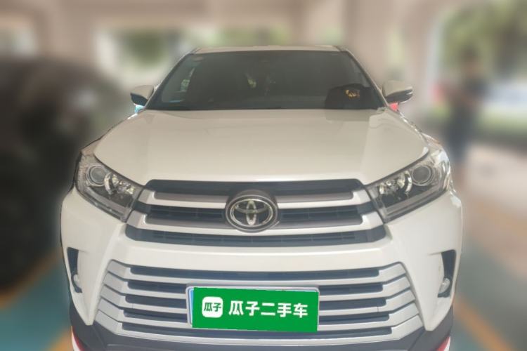 Used Toyota Highlander 2018 2.0T Four-Wheel Drive Luxury Edition 7 Seats China V Emission Standard Front