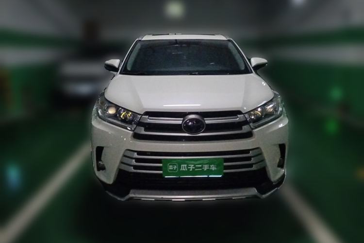Used Toyota Highlander 2018 2.0T Four-Wheel Drive Luxury Edition 7 Seats China V Emission Standard Front
