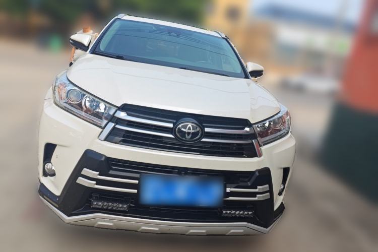 Used Toyota Highlander 2018 2.0T Four-Wheel Drive Prestige Version 7 Seats China VI Standard Front