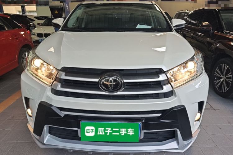 Used Toyota Highlander 2018 2.0T Four-Wheel Drive Luxury Version 7 Seats China VI Standard Front