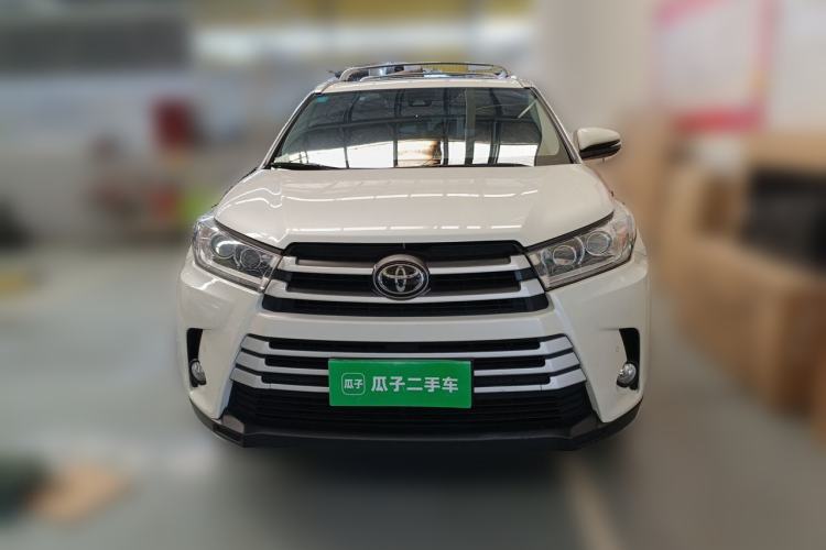 Used Toyota Highlander 2018 2.0T Four-Wheel Drive Luxury Version 7 Seats China VI Standard Front