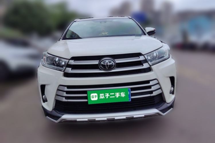Used Toyota Highlander 2018 2.0T Four-Wheel Drive Luxury Edition 7 Seats China V Emission Standard Front