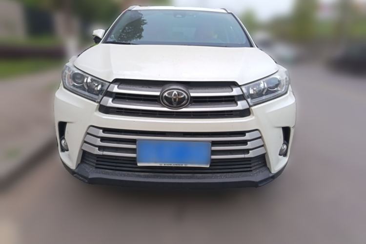 Used Toyota Highlander 2018 2.0T Four-Wheel Drive Luxury Version 7 Seats China VI Standard Front