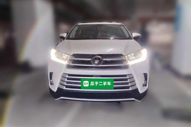 Used Toyota Highlander 2018 2.0T Four-Wheel Drive Luxury Edition 7 Seats China V Emission Standard Front