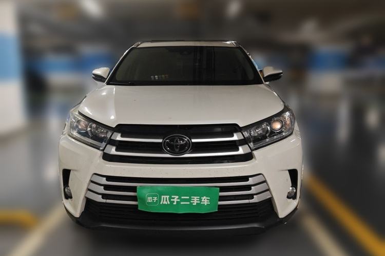 Used Toyota Highlander 2018 2.0T Four-Wheel Drive Luxury Edition 7 Seats China V Emission Standard Front
