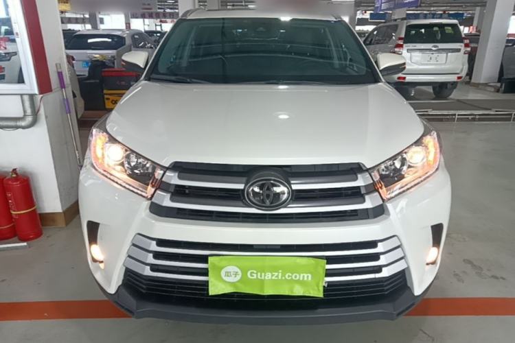Used Toyota Highlander 2018 2.0T Four-Wheel Drive Luxury Version 7 Seats China VI Standard Front