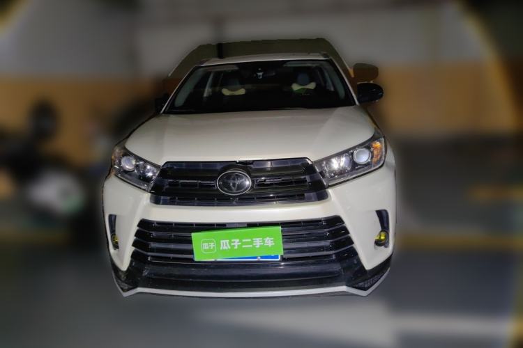 Used Toyota Highlander 2018 2.0T Four-Wheel Drive Luxury Version 7 Seats China VI Standard Front