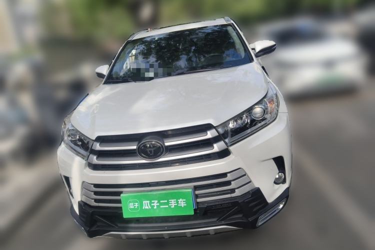 Used Toyota Highlander 2018 2.0T Four-Wheel Drive Luxury Version 7 Seats China VI Standard Front