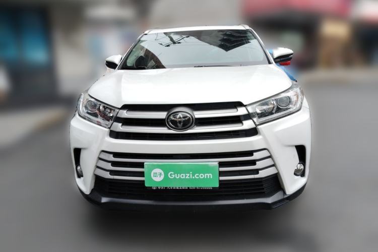 Used Toyota Highlander 2018 2.0T Four-Wheel Drive Luxury Version 7 Seats China VI Standard Front