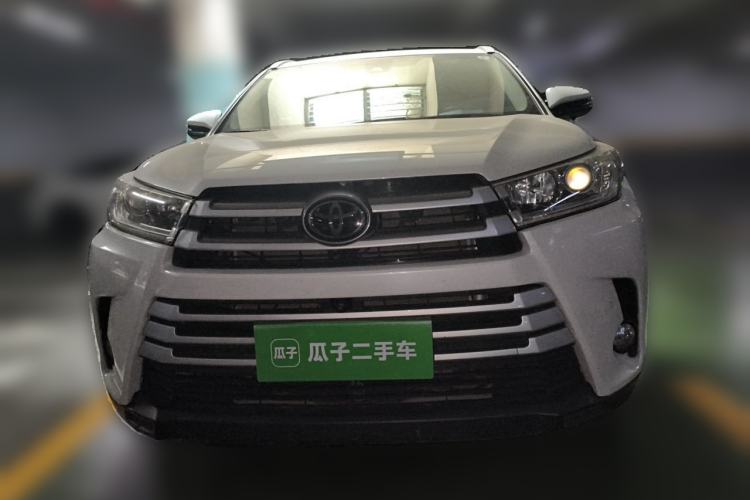 Used Toyota Highlander 2018 2.0T Four-Wheel Drive Luxury Version 7 Seats China VI Standard Front