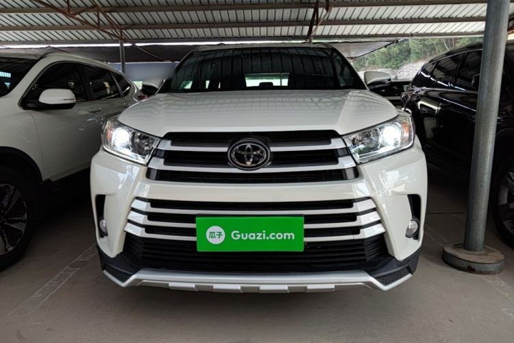 Used Toyota Highlander 2018 2.0T Four-Wheel Drive Luxury Version 7 Seats China VI Standard Front
