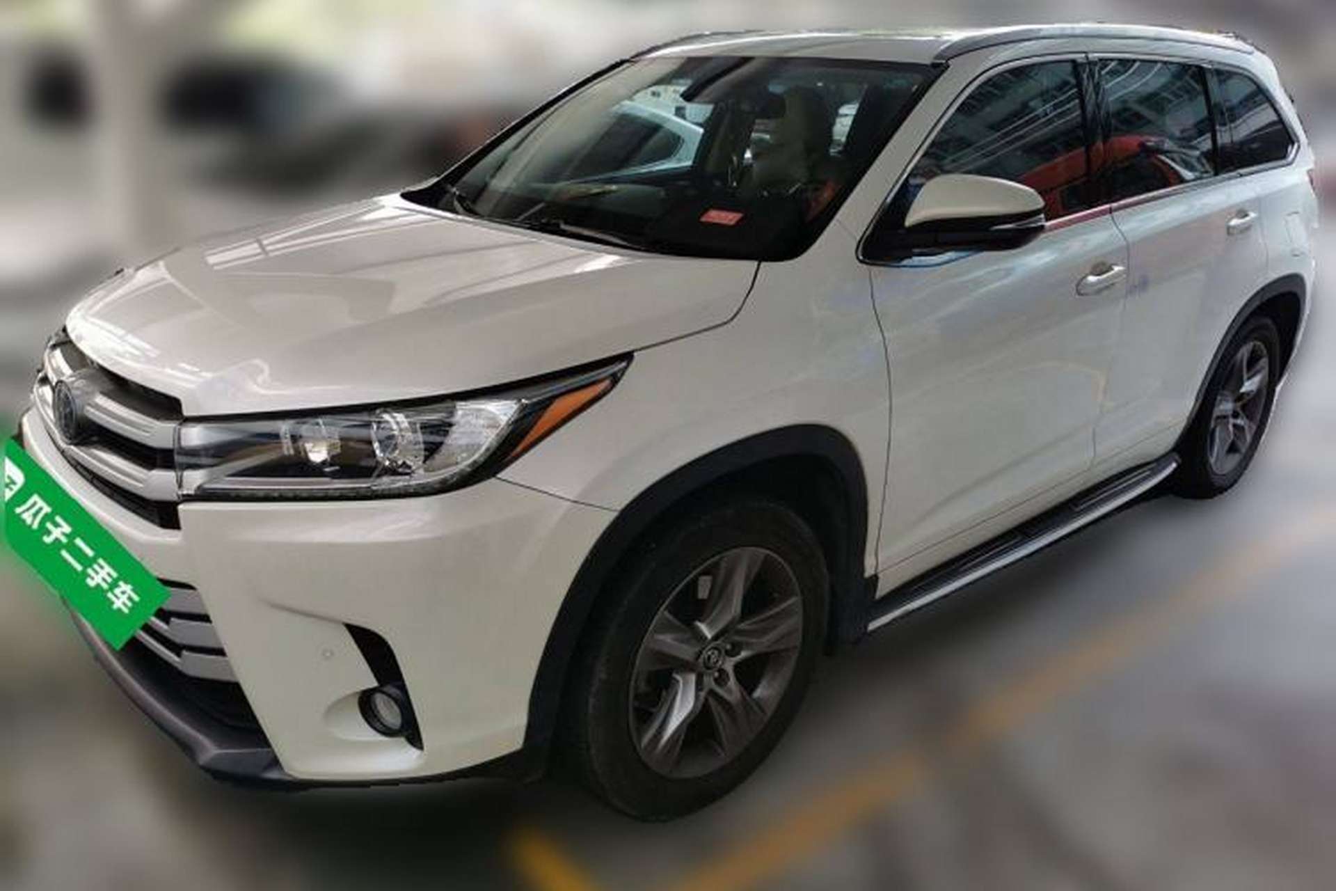 Used Toyota Highlander 2018 2.0T Four-Wheel Drive Luxury Edition 7 Seats China V Emission Standard Front Left 45 Deg