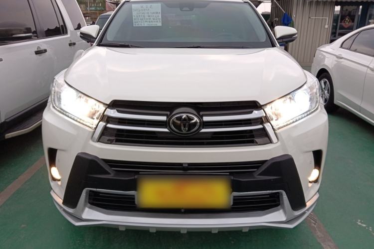 Used Toyota Highlander 2018 2.0T Four-Wheel Drive Prestige Version 7 Seats China VI Standard Front