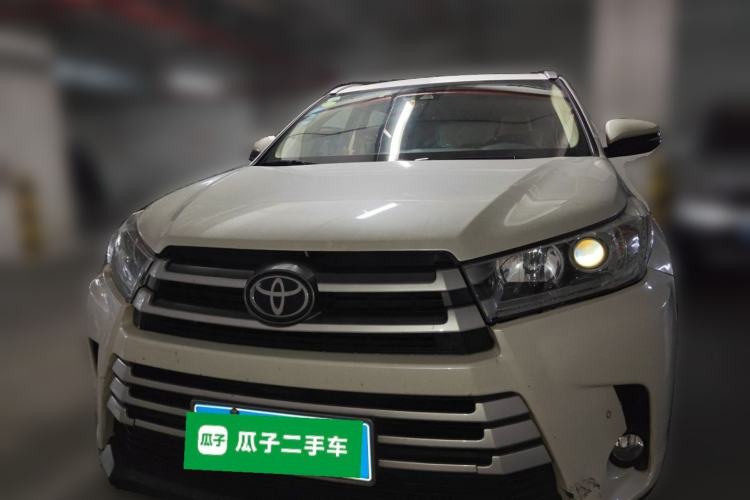Used Toyota Highlander 2018 2.0T Four-Wheel Drive Luxury Version 7 Seats China VI Standard Front