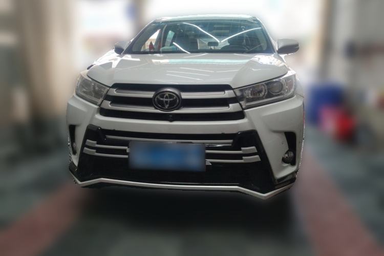 Used Toyota Highlander 2018 2.0T Four-Wheel Drive Luxury Version 7 Seats China VI Standard Front