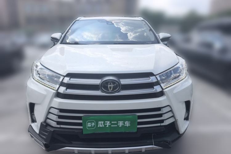 Used Toyota Highlander 2018 2.0T Four-Wheel Drive Luxury Edition 7 Seats China V Emission Standard Front