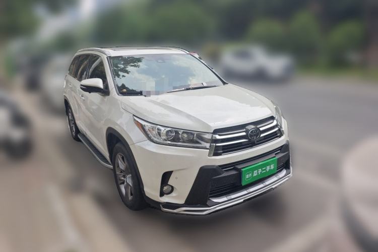 Used Toyota Highlander 2018 2.0T Four-Wheel Drive Prestige Version 7 Seats China VI Standard Front Right 45 Deg