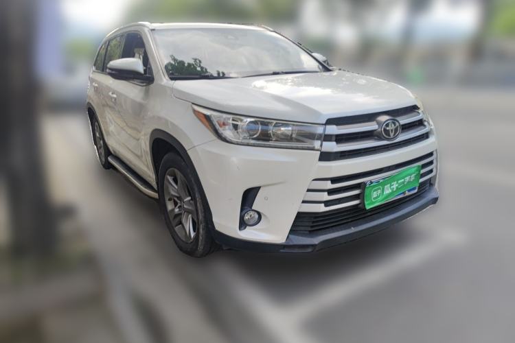 Used Toyota Highlander 2018 2.0T Four-Wheel Drive Luxury Edition 7 Seats China V Emission Standard Front Right 45 Deg