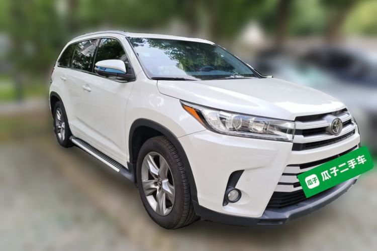 Used Toyota Highlander 2018 2.0T Four-Wheel Drive Luxury Edition 7 Seats China V Emission Standard Front Right 45 Deg