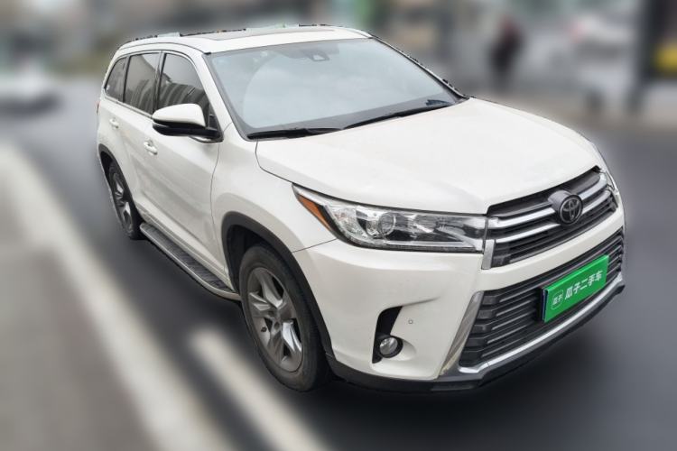 Used Toyota Highlander 2018 2.0T Four-Wheel Drive Prestige Version 7 Seats China V Emission Standard Front Right 45 Deg