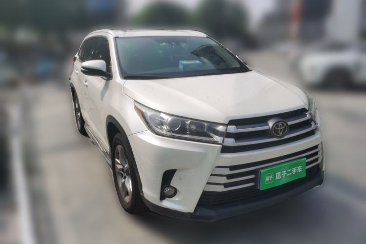 Used Toyota Highlander 2018 2.0T Four-Wheel Drive Luxury Edition 7 Seats China V Emission Standard Front Right 45 Deg