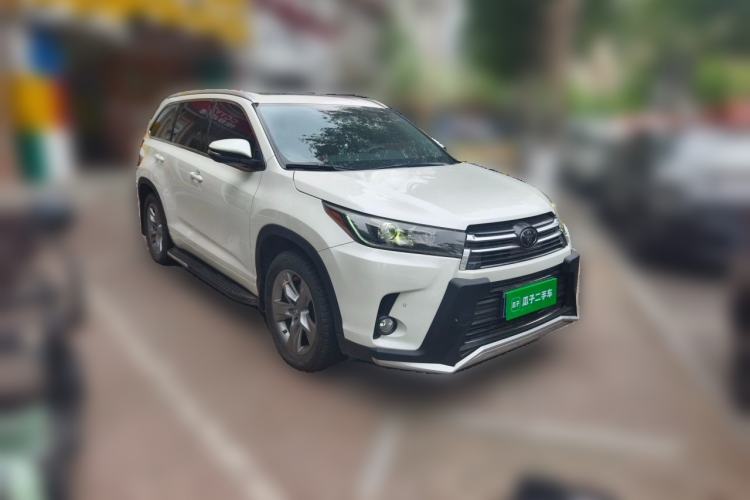 Used Toyota Highlander 2018 2.0T Four-Wheel Drive Prestige Version 7 Seats China V Emission Standard Front Right 45 Deg