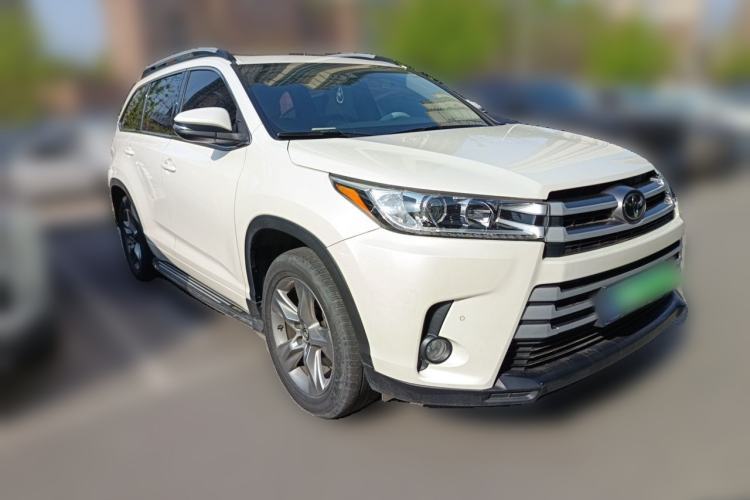 Used Toyota Highlander 2018 2.0T Four-Wheel Drive Luxury Edition 7 Seats China V Emission Standard Front Right 45 Deg