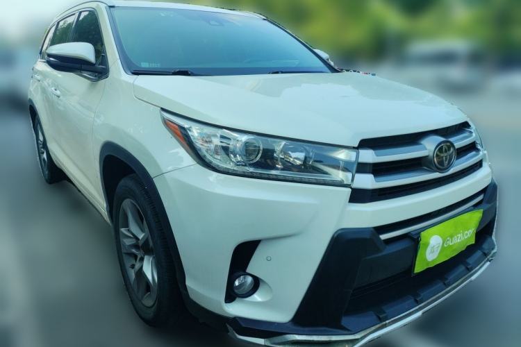 Used Toyota Highlander 2018 2.0T Four-Wheel Drive Luxury Version 7 Seats China VI Standard Front Right 45 Deg